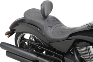 COLORBlack FRONT DIMENSION 15" W MADE IN THE U.S.A. Yes MATERIAL Solar-Reflective Leather,Vinyl POSITION Front,Rear REAR DIMENSION 12" W SIZE Standard SKIRT/EDGE Plain SPECIFIC APPLICATION Yes STITCH Crusade STYLE Low Profile,Touring TYPE Seat