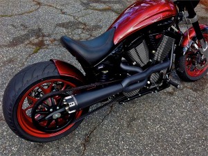 CONQUEST_CUSTOMS_ASSAULT_PERFORMANCE_PIPE_VICTORY_MOTORCYCLE_BLACK_PIC_2