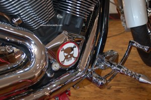 right_side_engine_cover_victory_motorcycle_red_base_installed