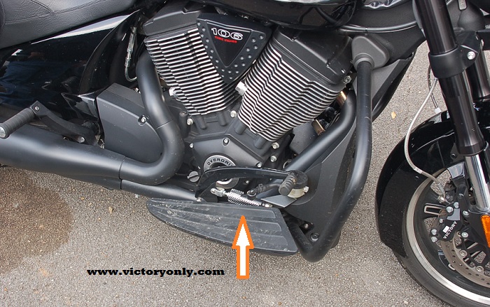 victory cross country brake master cylinder cover installed picture