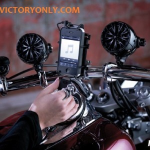 victory_motorcycle_bar_mounted_sound_system_kuryakyn