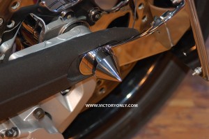 victory_only_spike_axle_chrome_custom_motorcycle 001